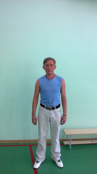 Александр Густяков