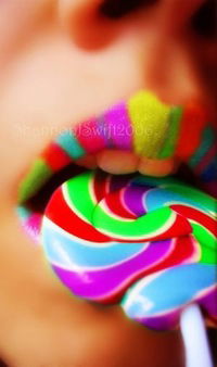 Оля Миронова