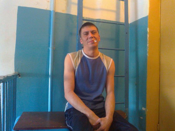 Руслан Неважно