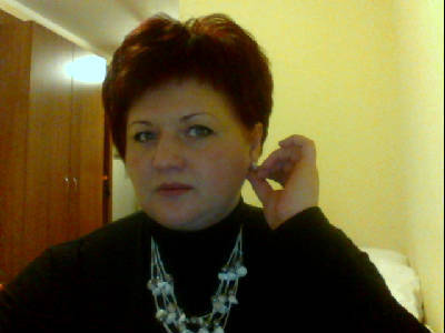 Наташа Попова