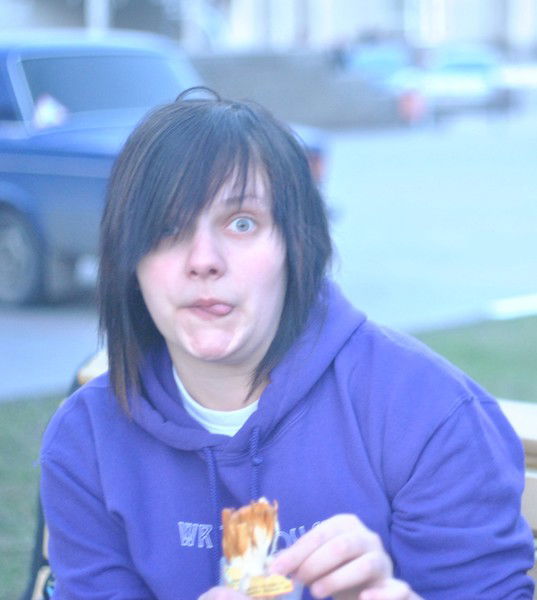 Крашеная Девка)