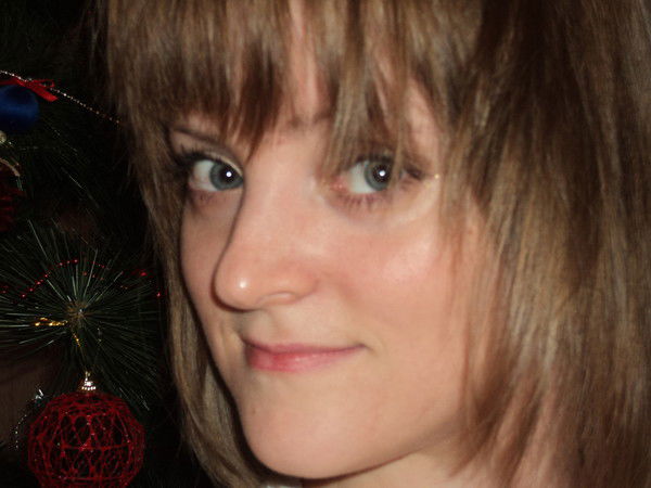 Аня Стометова