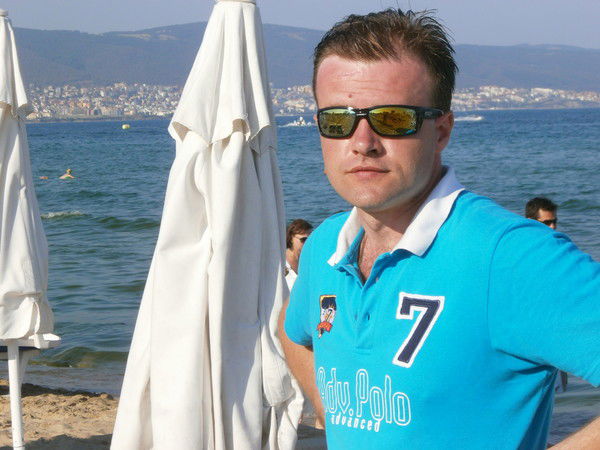 Николя Суханов