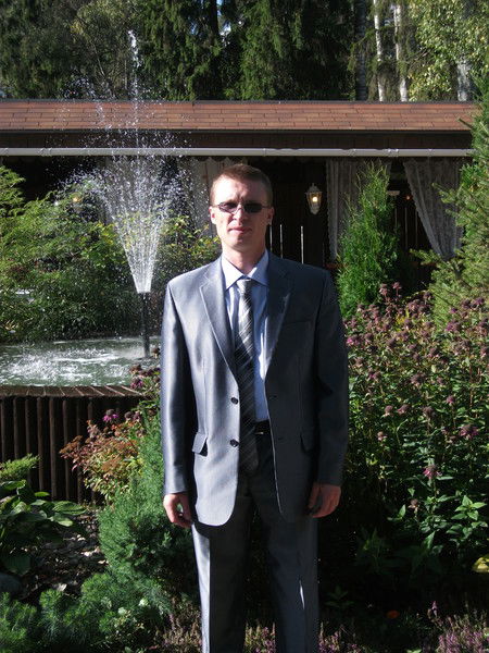 Роман Ивков