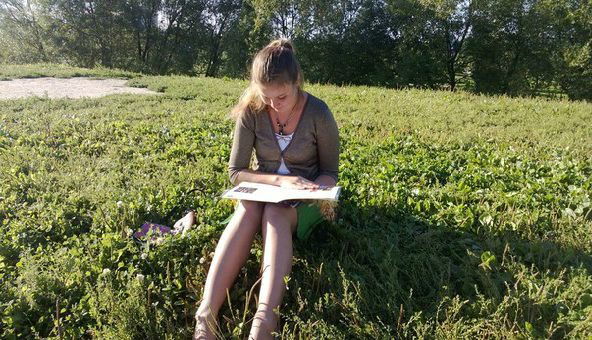 Олька Комарова