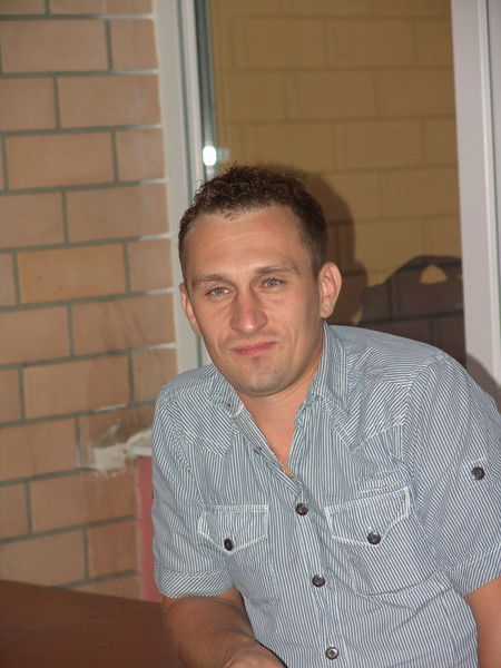 Александр Доста