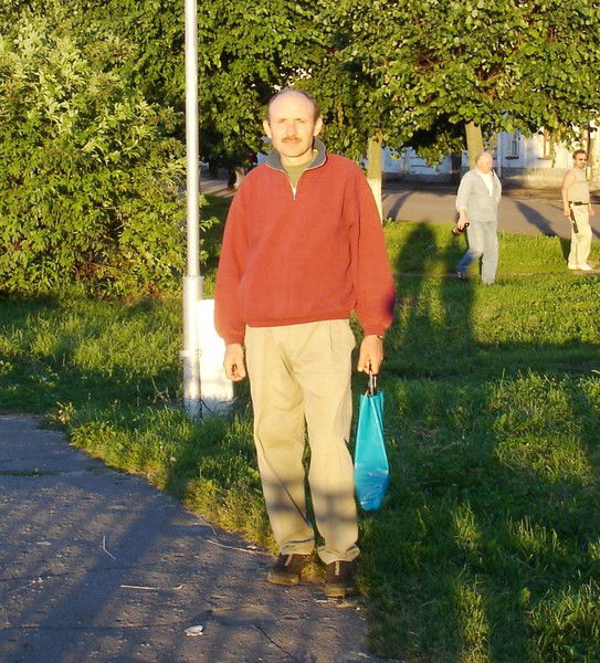 Александр Овчинников