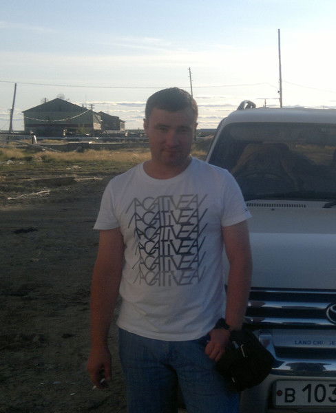 Дмитрий Комышан