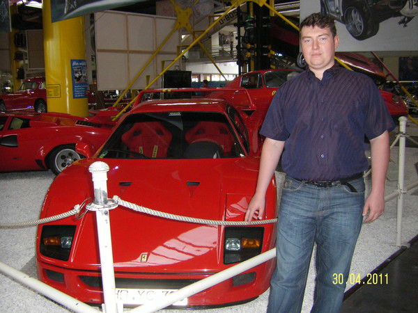 Виктор Казберович