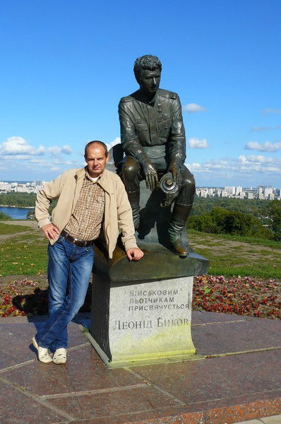 Андрей Александров