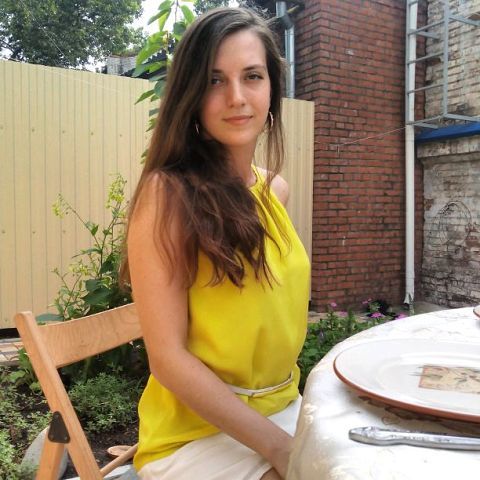 Юлия Мнацаканова