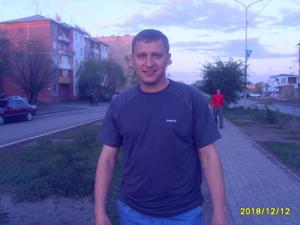 Олег Верхотуров