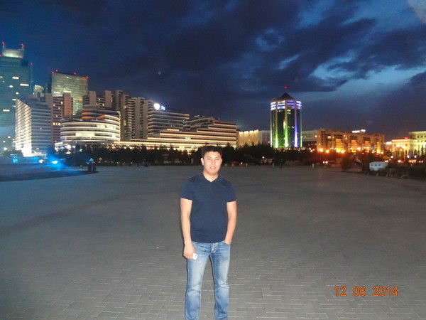 Асхат Досанов