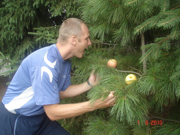 Игорь Квасов