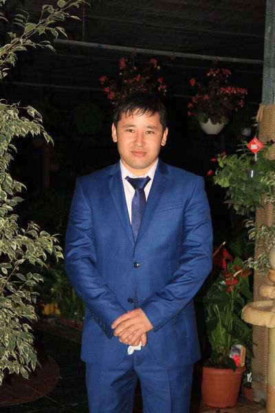 Танат Байжигитов