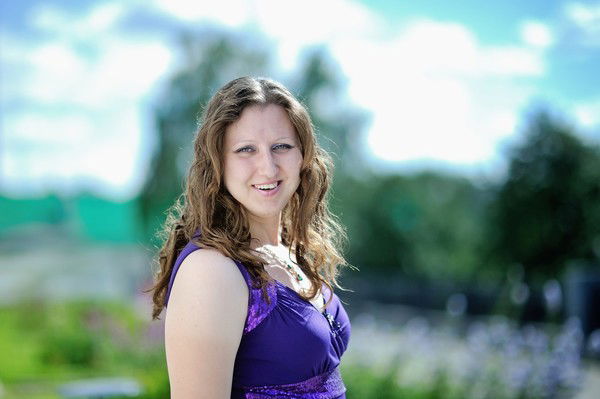 Елена Сухарина