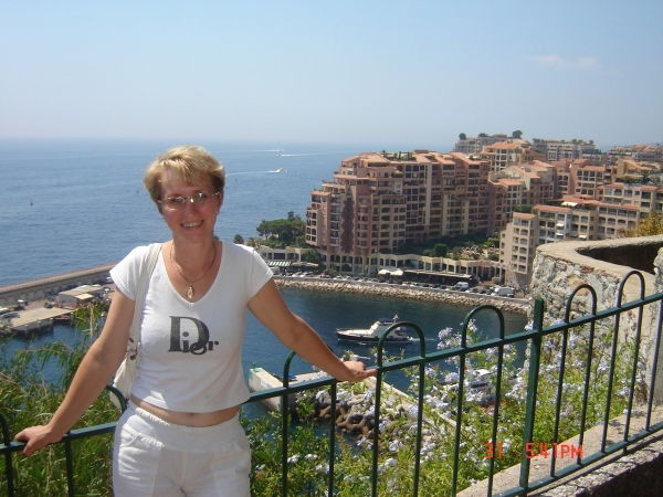 Лариса Лютикова