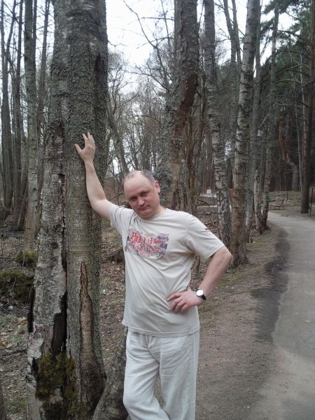 Константин Карлов