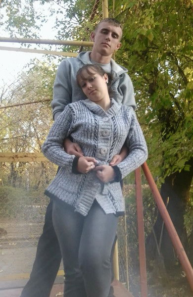 Денис ************