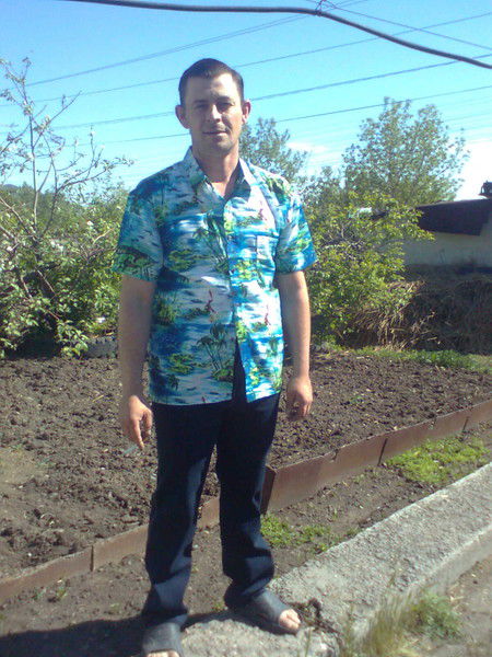 Олег Волков