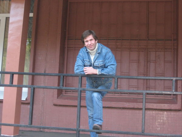 Виктор Есенков