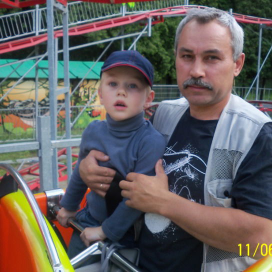 Петр Марков