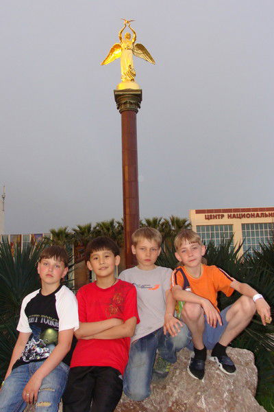 Тимур Исенов