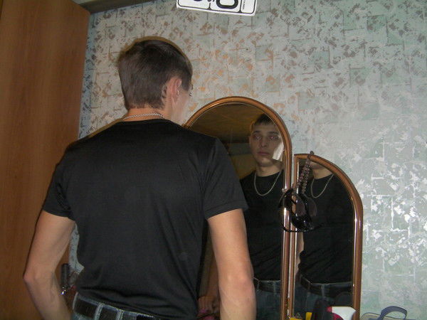 Александр Аникин