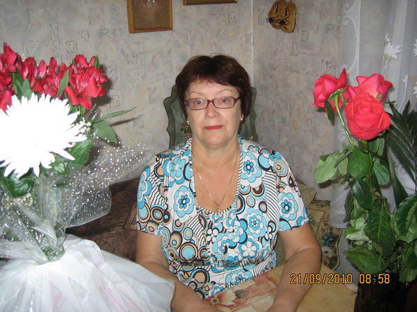 Людмила Озерова