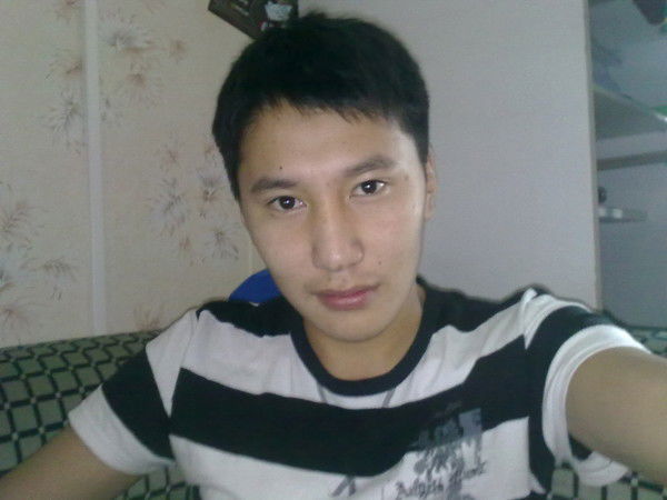 Гоша Обутов