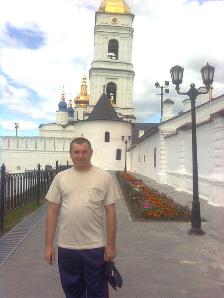 Александр Колесников