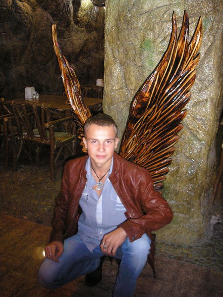 Виктор Паерели