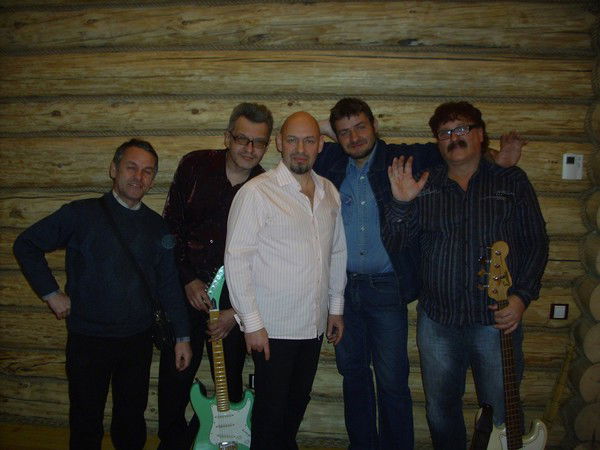 Группа Ретромобиль