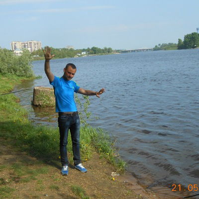 Николай Белов