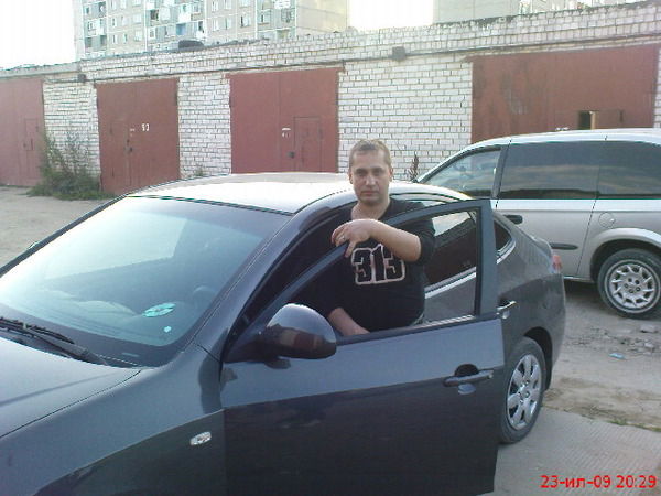 Валерий Тихонов