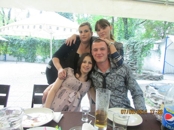 Саня Погосов