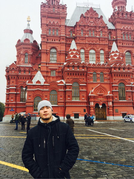 **эмилбеков** **али**