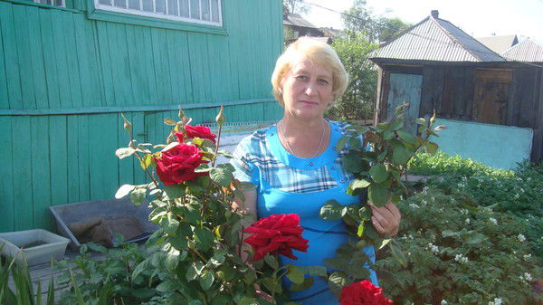 Анна Костенкова