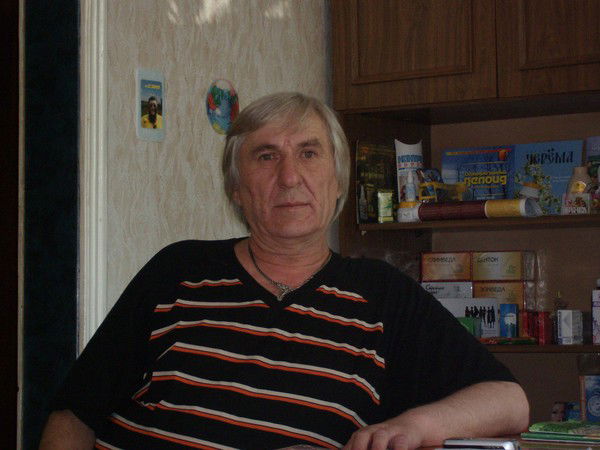 Виктор Белов