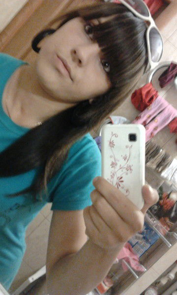 Настёна Леонидова