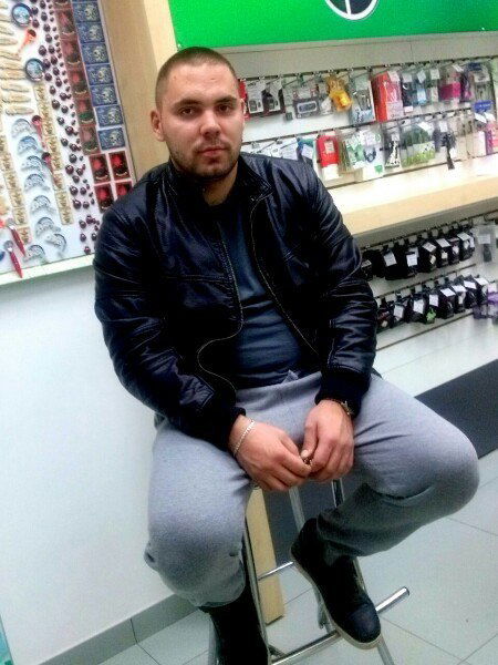 Санек Суханов