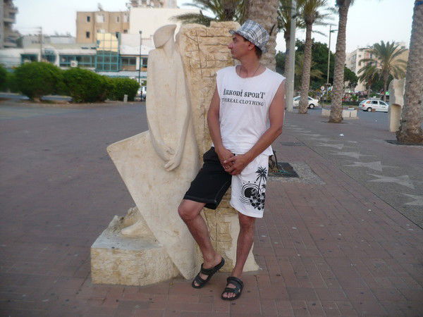 Дмитрий Макаров