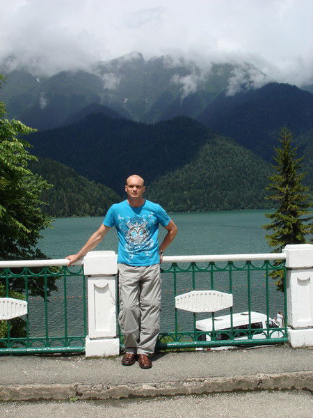 Андрей Манин