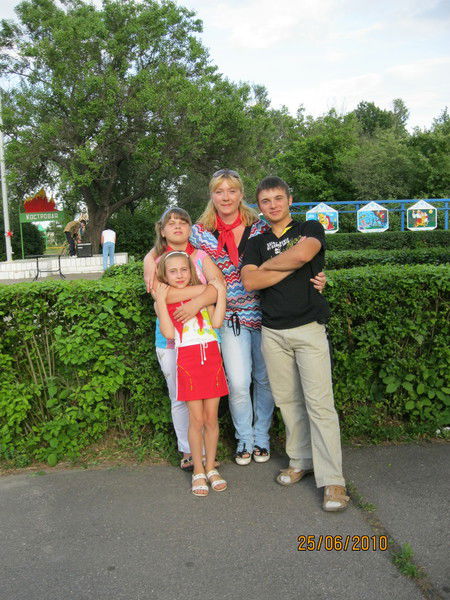 Неизвестно Неизвестно