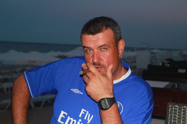 Дмитрий Степанов