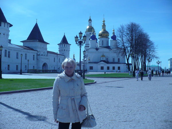 Елена Южакова