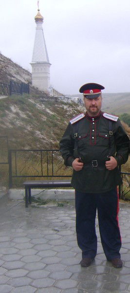 Виктор Белов