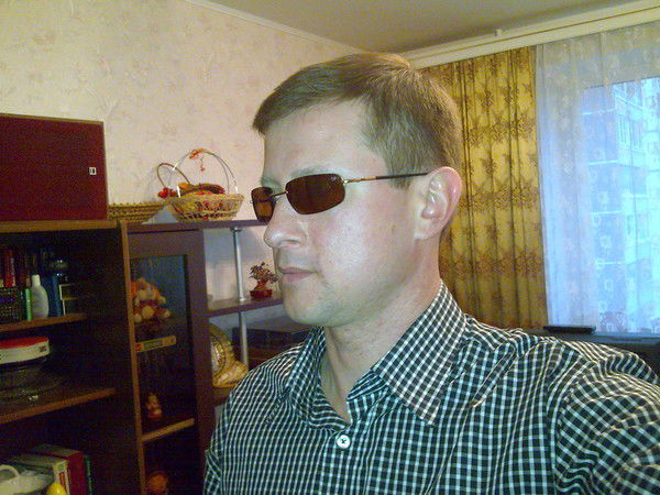 Виктор Надеин