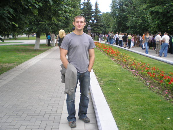 Сергей Антонов