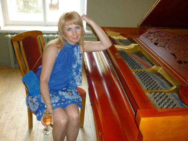 Юлия Дёмышева